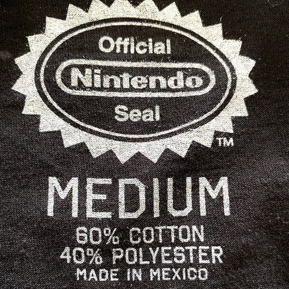 The Legend of Zelda T-shirt Size Medium - Picture 4 of 5